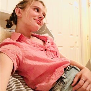 Meet your Posher, Chloe